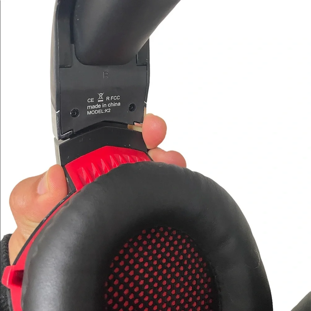 ONIKUMA K2 PRO WIRED LUMINOUS COMPUTER GAMING HEADSET (BLACK RED)